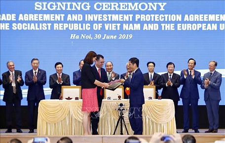 Lễ ký Hiệp định Thương mại tự do và Hiệp định Bảo hộ đầu tư giữa Việt Nam và Liên minh châu Âu, chiều 30/6/2019, tại Hà Nội. Ảnh: Thống Nhất/TTXVN