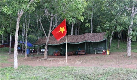 Lán trại của chốt canh số 4, Đồn Biên phòng Lộc An (Bình Phước) nơi các chiến sĩ túc trực, canh giữ biên cương và kiểm soát người dân nhập cảnh trái phép. Ảnh: Sỹ Tuyên/TTXVN