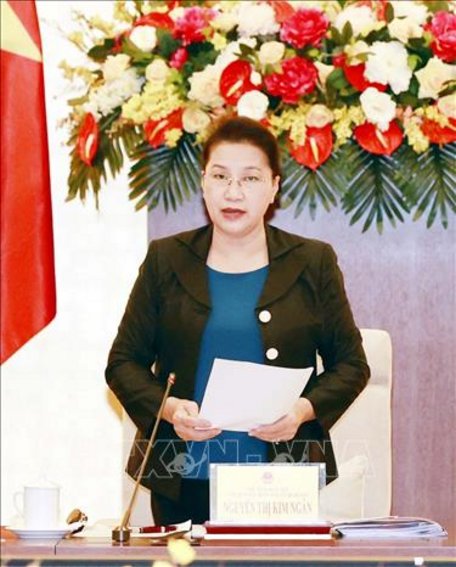 Chủ tịch Quốc hội Nguyễn Thị Kim Ngân, Chủ tịch Hội đồng bầu cử Quốc gia phát biểu tại phiên họp. Ảnh: Trọng Đức/TTXVN