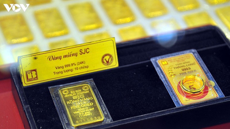 Tuần qua, giá vàng đã xô đổ mọi kỷ lục khi đạt mốc 62 triệu đồng/lượng.