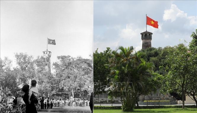 Người dân hân hoan hướng về lá quốc kỳ tung bay trên Cột Cờ Hà Nội trong ngày Thủ đô được giải phóng, ngày 10/10/1954.