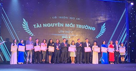 Báo Vĩnh Long đạt giải B Giải thưởng Báo chí Tài nguyên và môi trường.