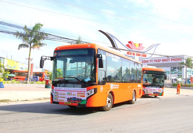 Xe buýt Phương Trang có thêm 4 tuyến xe mới, góp phần đảm bảo tốt nhu cầu đi lại cho người dân trên địa bàn tỉnh Đồng Tháp