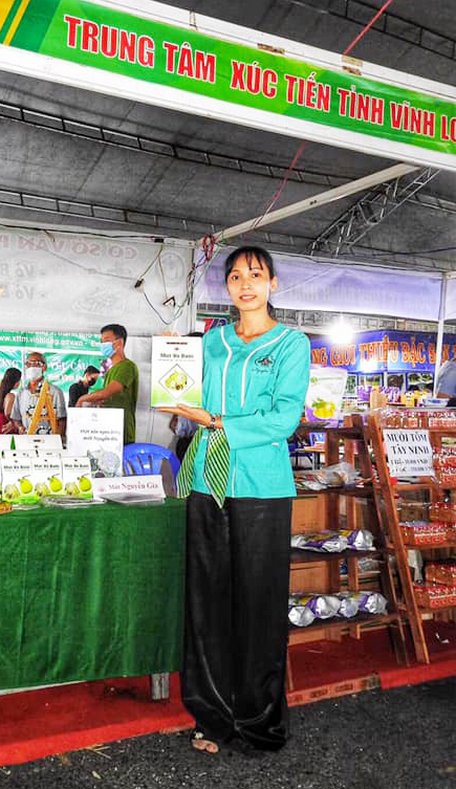 Hội chợ góp phần đáp ứng nhu cầu mua sắm người dân trong dịp cận tết.