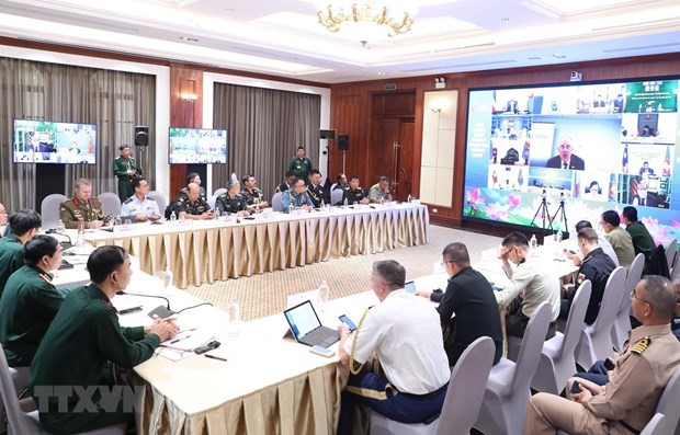 Đại biểu Bộ Quốc phòng và đại diện Bộ Quốc phòng các nước dự Hội nghị trực tuyến Nhóm làm việc Quan chức Quốc phòng cấp cao ASEAN mở rộng (ADSOM+WG) năm 2020 tại Hà Nội. Ảnh minh họa.(Ảnh: Lâm Khánh/TTXVN)