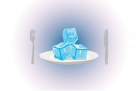 Có thể là dấu hiệu rối loạn ăn uống: Một số người khi cố gắng ăn kiêng sẽ chọn nhai đá lạnh để đỡ “buồn miệng”. Việc này có thể khiến bạn mất đi lượng dưỡng chất và calo cần thiết, và có thể là dấu hiệu của vấn đề nghiêm trọng hơn.