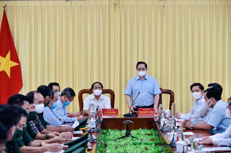 Thủ tướng Phạm Minh Chính phát biểu tại buổi làm việc với Bộ Chỉ huy Bộ đội Biên phòng tỉnh An Giang. Ảnh VGP/Nhật Bắc