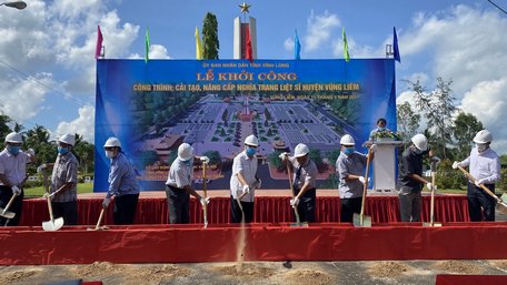 Nghi thức khởi công xây dựng công trình cải tạo, nâng cấp Nghĩa trang Liệt sĩ huyện Vũng Liêm.