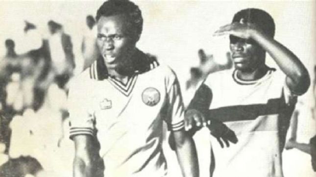 5. Godfrey Chitalu | Zambia | 79 bàn thắng/108 trận đấu
