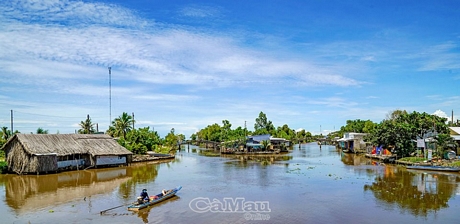 Sông Cái Tàu đến rạch Tiểu Dừa, xã Khánh Thuận và xã Vân Khánh Tây, huyện An Minh (tỉnh Kiên Giang) được chia thành 4 ngã trước khi đổ ra biển.