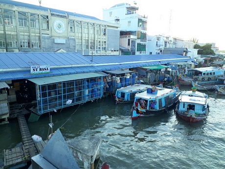 Chợ cá Vĩnh Long ngày nay.