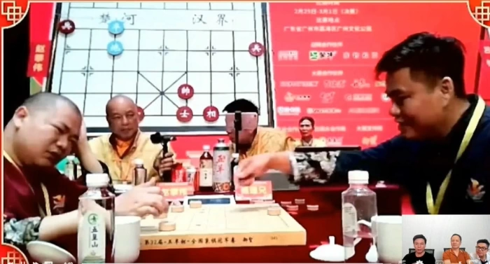 Lại Lý Huynh vào chung kết cờ tướng, khiến kỳ thủ Trung Quốc bật khóc