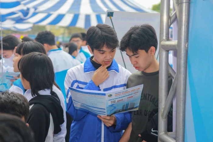 Bộ Giáo dục và Đào tạo nói lý do "siết" phương thức xét tuyển đại học từ năm 2027