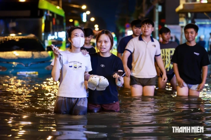 Nam bộ còn mưa giông ít nhất 6 ngày