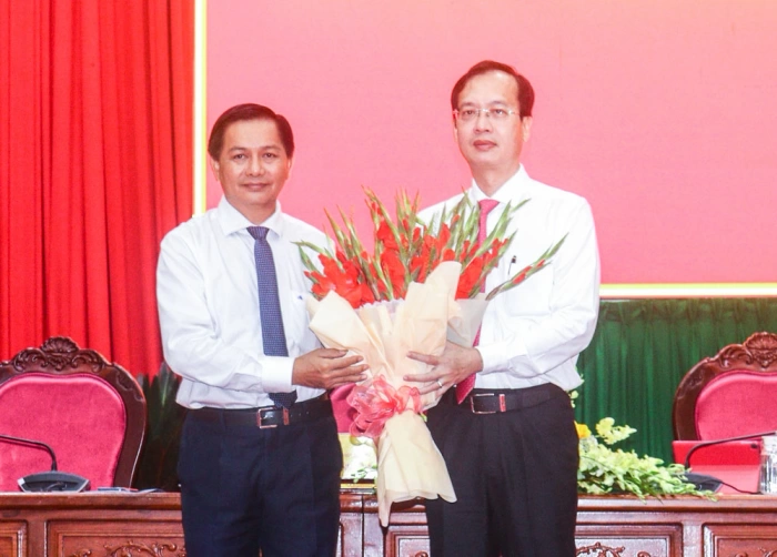 Đồng chí Trần Trí Quang được bầu làm Chủ tịch UBND tỉnh Vĩnh Long