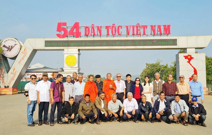 Phát huy vai trò người có uy tín trong đồng bào dân tộc thiểu số
