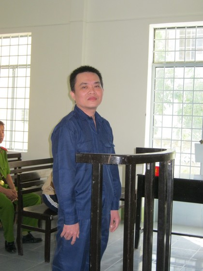 Nguyễn Văn Kỳ tại phiên tòa sơ thẩm của TAND TP Vĩnh Long.