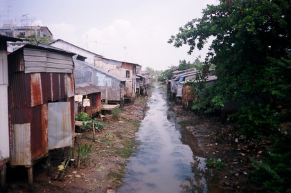 Kinh Cụt bị lấn dòng cần được khôi phục, nạo vét để tăng khả năng thoát nước, chống ngập và tạo mỹ quan đô thị TP Vĩnh Long.