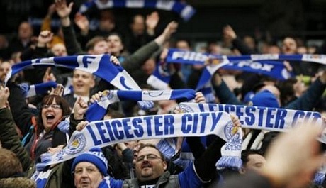 CĐV Leicester đang sống trong những tháng ngày đầy niềm vui. Ảnh: Reuters
