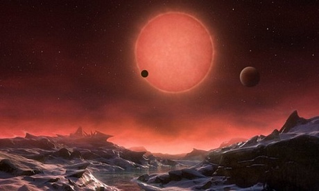 Ba hành tinh quay xung quanh một ngôi sao lùn cách Trái Đất 40 năm ánh sáng có thể chứa sự sống. Ảnh: NASA.