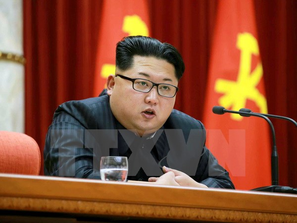 Nhà lãnh đạo Triều Tiên Kim Jong-un phát biểu tại một hội nghị ở Bình Nhưỡng. (Nguồn: EPA/TTXVN)