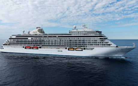 Du thuyền Seven Seas Explorer trị giá 450 triệu USD, là sản phẩm của hãng đóng tàu Na Uy
