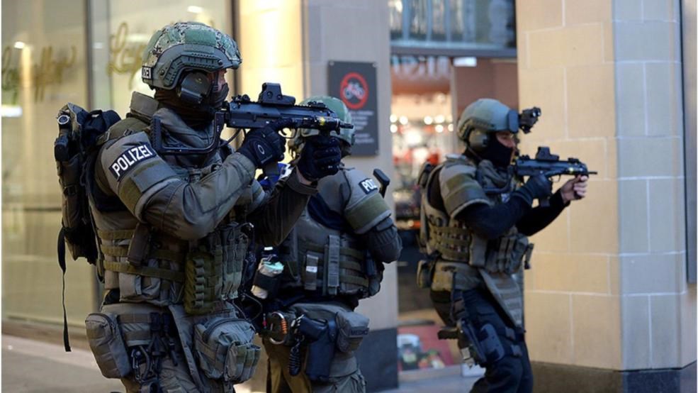Lực lượng cảnh sát có mặt tại hiện trường. (Nguồn: bild.de​)