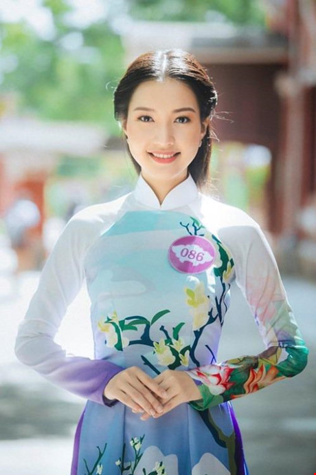 Hình ảnh của Ngọc Trân còn được nhiều người biết đến khi xuất hiện trong video quảng bá Du lịch Việt Nam “Welcome to Vietnam” của Bộ Ngoại giao.
