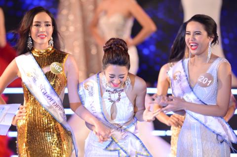 Giây phút Thu Ngân được xướng tên Hoa hậu Bản sắc Việt toàn cầu