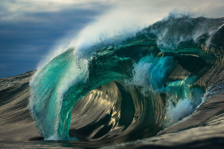 Đã từ lâu, vẻ đẹp của những con sóng hấp dẫn nhiếp ảnh gia Matt Burgess một cách đặc biệt. (ảnh: mattburgessphoto.com/Bored Panda).