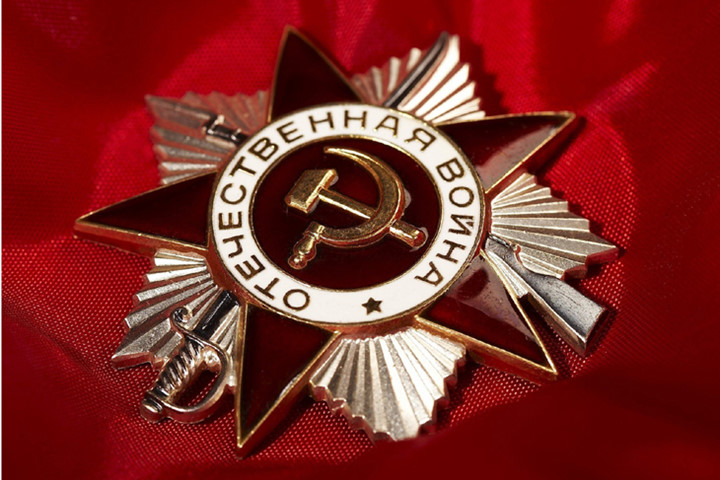 Huy hiệu chiến thắng của Hồng quân.