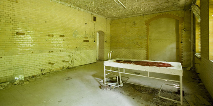 Tuy vậy, phần lớn diện tích với các khu như phòng phẫu thuật, phòng điều trị tâm thần vẫn bị bỏ hoang.
