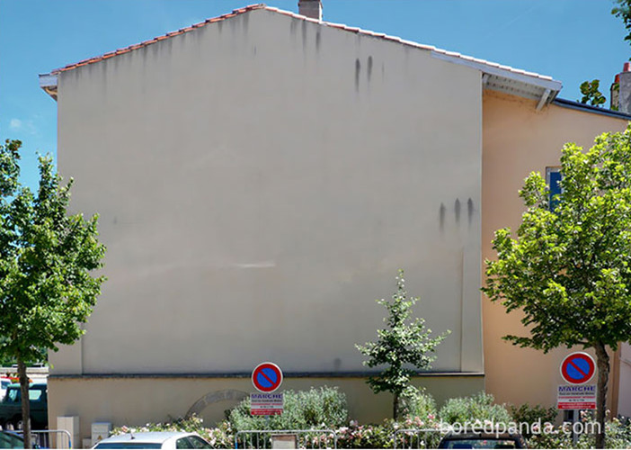 Một bức tường không có gì đặc biệt ở Brives Charensac, Pháp. (ảnh: Bored Panda).