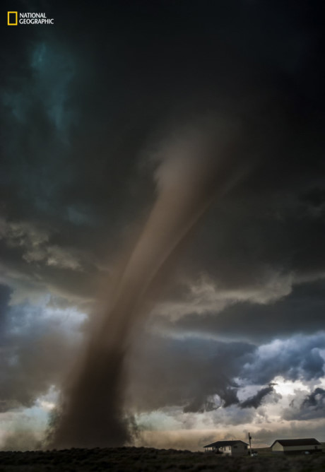 Cơn lốc xoáy EF2 ở Colorado. (Nguồn: businessinsider.com)