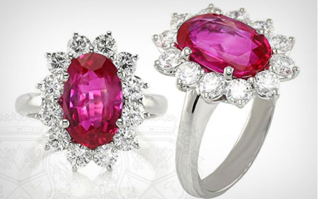 Dù có giá 114.000 USD nhưng chiếc nhẫn đính viên hồng ngọc tuyệt đẹp này luôn được các đại gia tìm mua để bày tỏ tình cảm với một nửa của mình