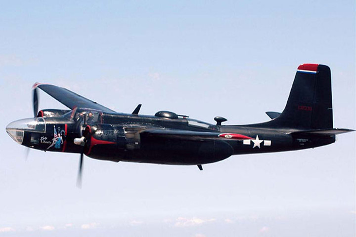 Công ty Douglas bắt đầu giao lô hàng A-26B vào tháng 8/1943.
