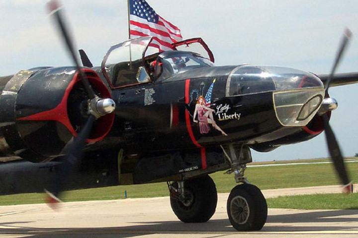 Bộ chỉ huy Không quân Chiến lược Mỹ sử dụng máy bay A-26 từ năm 1949-1950. (Họ đặt lại tên cho máy bay là B-26).