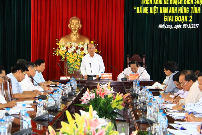 Đồng chí Trương Văn Sáu- Phó Bí thư Thường trực Tỉnh ủy chủ trì hội nghị.  