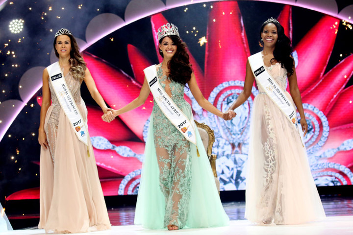 3 người đẹp giành ngôi vị cao nhất của cuộc thi Hoa hậu Nam Phi năm nay.
