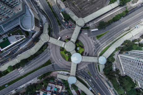 Một bức ảnh chụp từ cao ghi lại hình ảnh một giao lộ lớn ở Sha Tin. Ảnh: Getty.