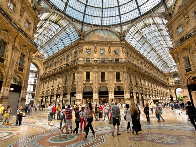Milan: Nơi đây là một trong những kinh đô thời trang lớn của thế giới nên không có gì khó hiểu khi Milan xuất hiện trong danh sách này.