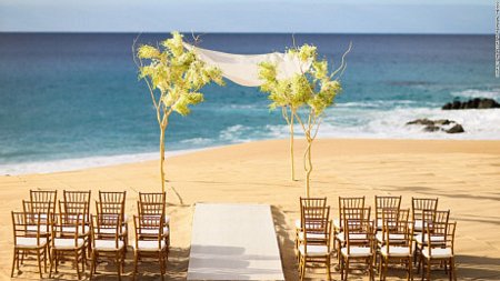 Nếu bạn muốn tổ chức lễ cưới trên bãi biển thì khu nghỉ dưỡng ở Pedregal, Mexico sẽ là một lựa chọn tuyệt vời. (nguồn: cnn)