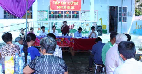 Đại biểu HĐND 3 cấp tiếp xúc cử tri xã Hòa Lộc