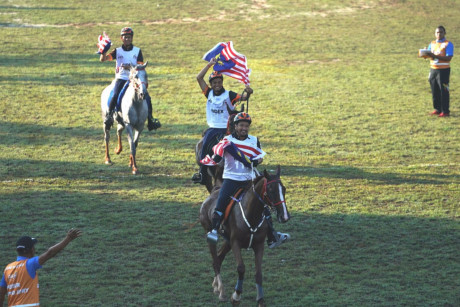 8. Đội đua ngựa Malaysia (Ảnh: BTC)