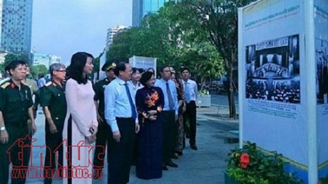 Người dân thành phố sẽ được chiêm ngưỡng các bức ảnh về thời chiến và thời đổi mới của nhân dân ta tại triển lãm ảnh kỉ niệm ngày 2/9.
