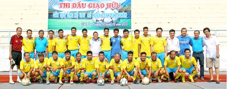 Đội bóng đá CTT Vĩnh Long qua nhiều thế hệ từng họp mặt năm 2015, 2016.