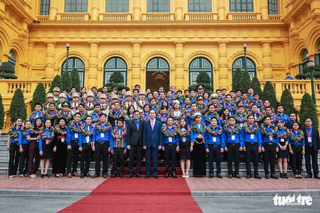 Chủ tịch nước Trần Đại Quang gặp mặt Đoàn và các gương đạt giải đúng ngày sinh nhật Đoàn 26/3 - ẢNH: NAM TRẦN
