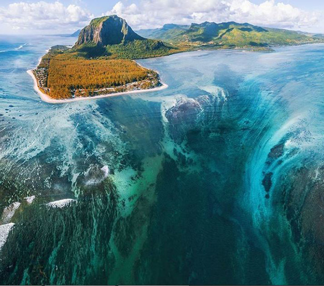 Thác nước dưới nước, Le Morne Brabant, Mauritius