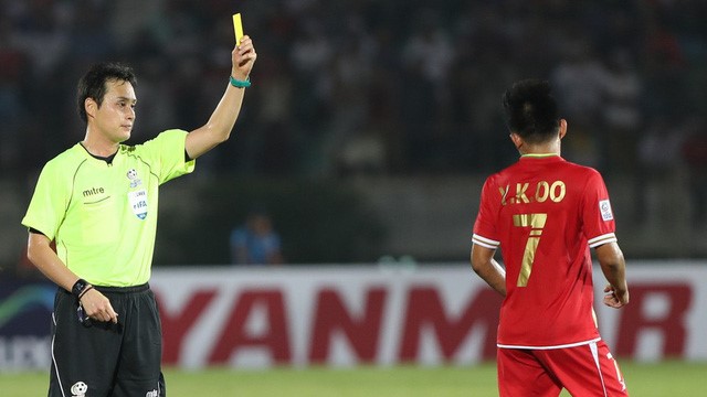 Trọng tài Kimura Hiroyuki từng cầm còi trong trận đấu giữa Việt Nam và Myanmar ở AFF Cup 2016