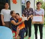 Bạn đọc giúp bà La Thị Hương hơn 10,2 triệu đồng